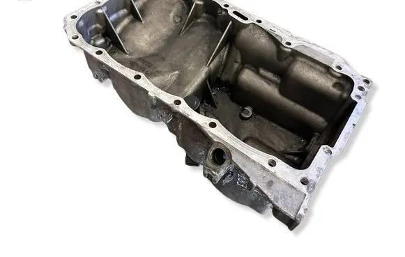 BMW 1 E81 E87 Oil sump 7797969 14341610 11137797969