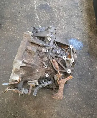 Toyota Avensis T250 Manual 6 speed gearbox 