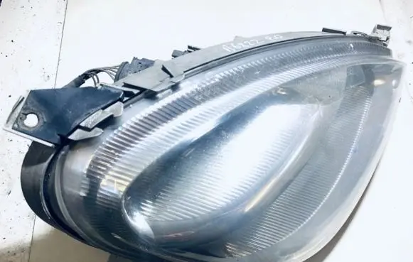 Mercedes-Benz A W168 Headlight/headlamp A1688201861 0301192202