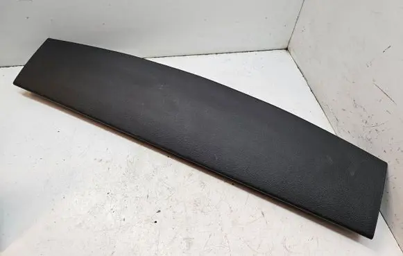 Chevrolet Trax Tailgate/boot cover trim set 95949939