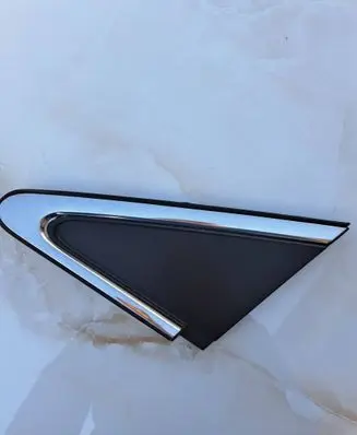 Toyota Avensis T270 Plastic wing mirror trim cover 6011805020