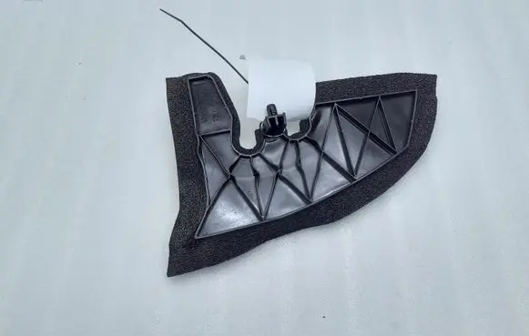 Nissan Juke I F15 Fender end trim 638A21KA0A
