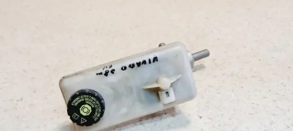 Opel Vivaro Master brake cylinder 32067008C 425707