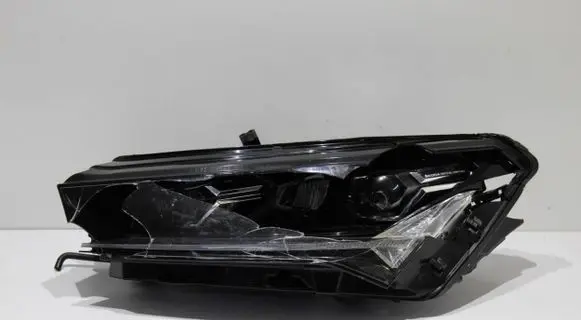 Skoda Enyaq iV Headlight/headlamp 5LB941015A 1EX01477321