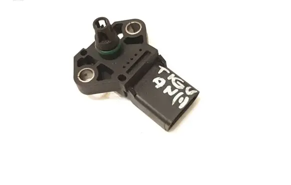 Volkswagen Tiguan Air pressure sensor 038906051C 0281002401