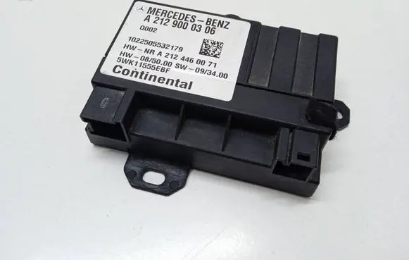 Mercedes-Benz C W204 Fuel injection pump control unit/module A2129000306 A2124460071 5WK11555EBF
