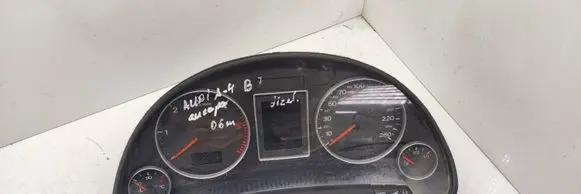 Audi A4 S4 B7 8E 8H Speedometer (instrument cluster)