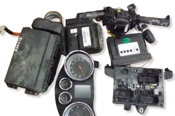 Opel Astra J Engine control unit/module ECU 
