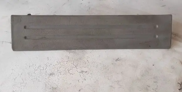 KIA Sorento Rear sill trim cover 858733E000