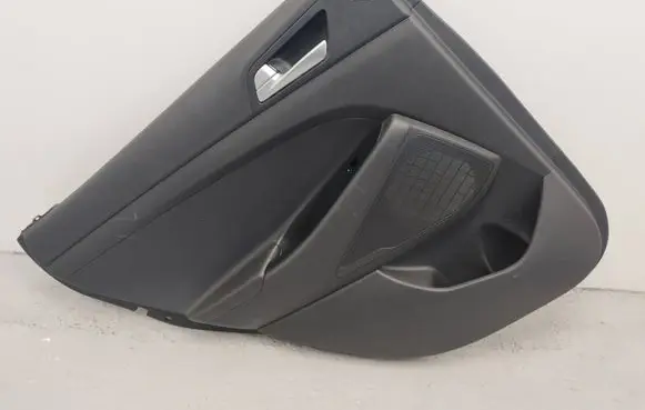 Hyundai Tucson TL Rear door card panel trim 83330D7010