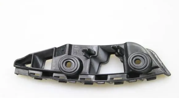 Volkswagen Jetta VI Fender mounting bracket 5C6807183A