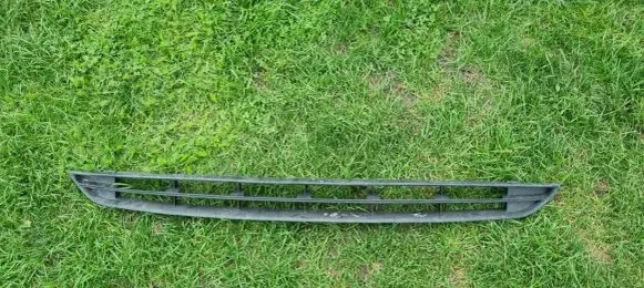 Ford B-MAX Front bumper lower grill AV11-17K945-AB