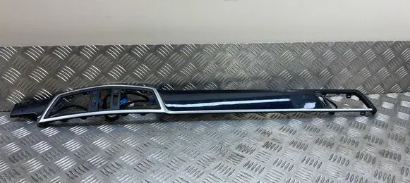Mercedes-Benz E W212 Panel trim 2124400806 A212680XX71