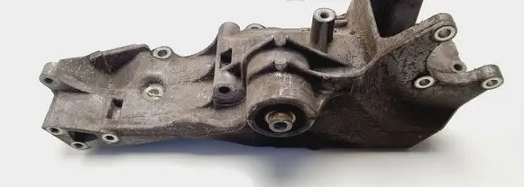 Volkswagen PASSAT B5.5 Engine mounting bracket 06B903143N