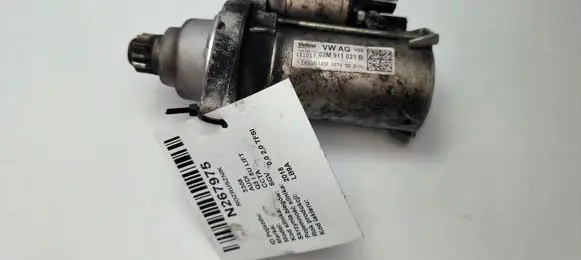 Audi Q3 F3 Starter motor 02M911021B