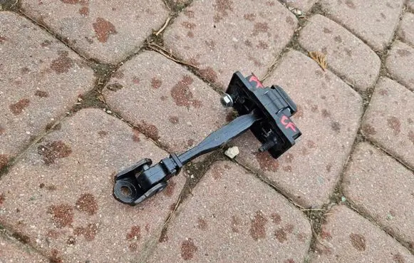 Opel Corsa F Loading door check strap stopper 11TYS