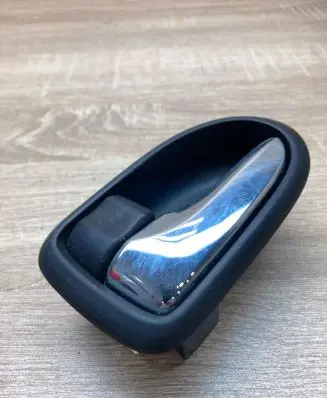Toyota Yaris Front door interior handle InteriorDoorHandle