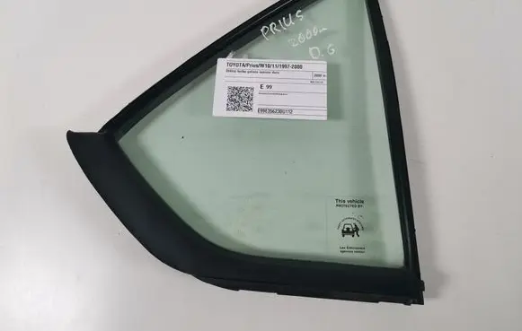 Toyota Prius (XW10) Rear vent window glass 