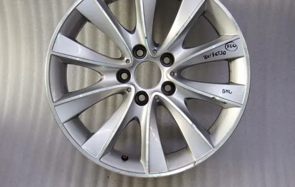 BMW 5 F10 F11 R18 alloy rim 