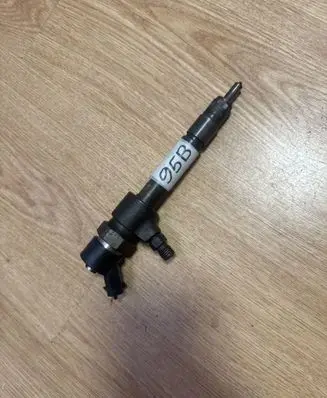 Alfa Romeo 156 Fuel injector 0445110119