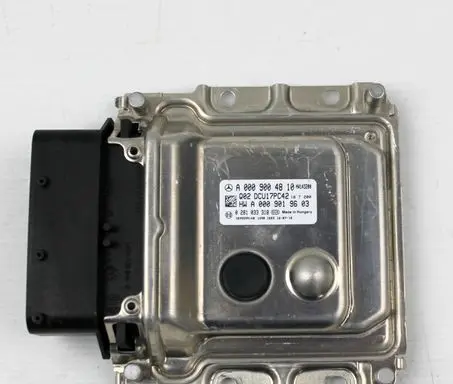 Mercedes-Benz C AMG W205 Engine control unit/module A0009004810