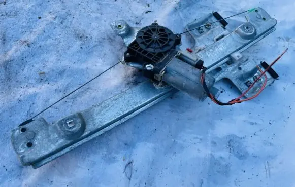 Dodge Magnum Sliding door window regulator with motor
