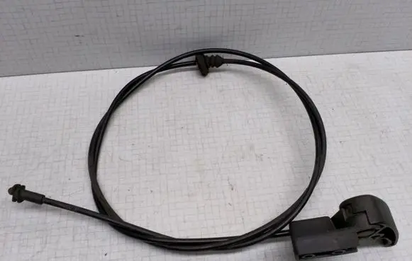 Skoda Octavia Mk1 (1U) Engine bonnet (hood) release handle 1H1823533