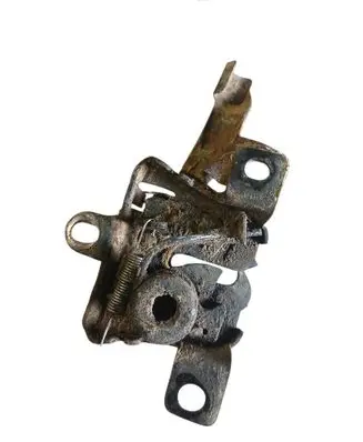 Subaru Impreza I Engine bonnet/hood lock/catch