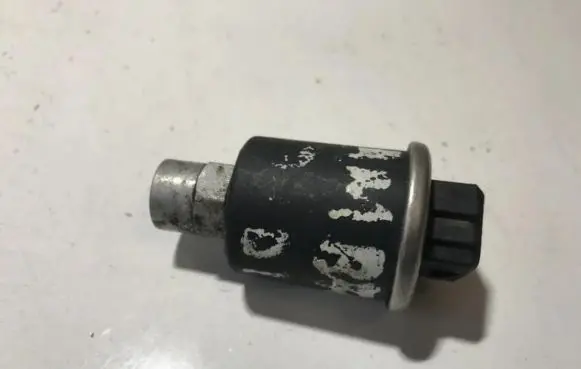 Seat Alhambra (Mk1) Air conditioning (A/C) pressure sensor 