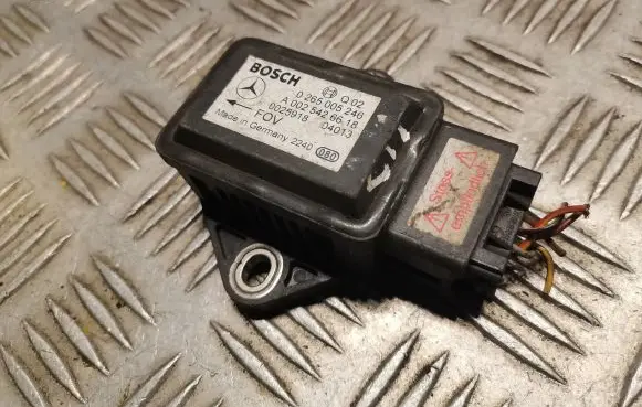 Mercedes-Benz E W211 Yaw turn rate sensor 0025426618