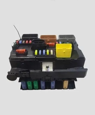 Citroen C3 Fuse module 9667199780 9636079380