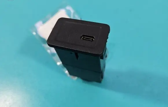 Mercedes-Benz CLA C118 X118 USB socket connector A2478207802 IMPRK1529622