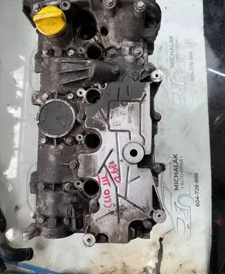 Renault Clio III Engine head 8200145259