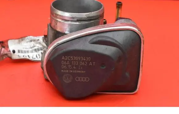 Audi A3 S3 A3 Sportback 8P Throttle body valve 06A133062AT