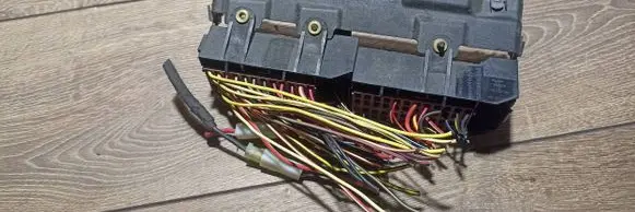 Volkswagen Fox Fuse box set 14809182