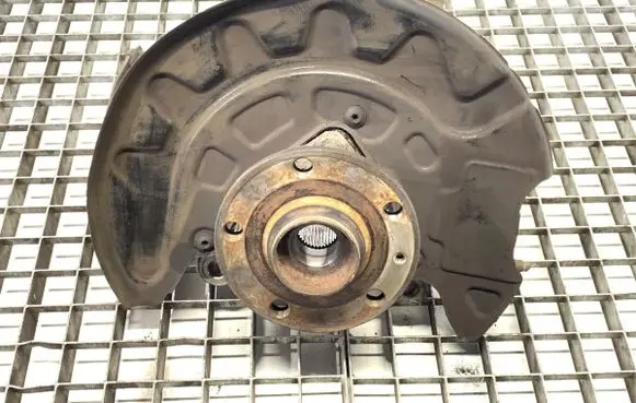 Volkswagen PASSAT B8 Front wheel hub spindle knuckle 5Q0407257C