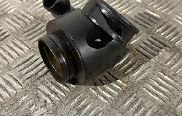 Audi A6 S6 C6 4F Intake resonator HP001