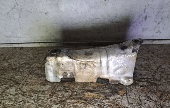 Mercedes-Benz Vito Viano W447 Exhaust heat shield A6511420021
