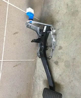 Tesla Model S Brake pedal 1512230278 105065700A