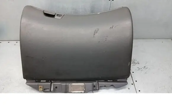 Volvo S60 Glove box 8650374