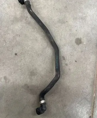 BMW 7 F01 F02 F03 F04 Engine coolant pipe/hose 15470810