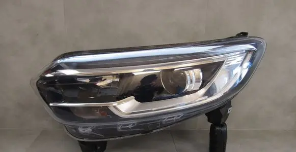 Renault Kadjar Headlight/headlamp 260602051R 01177081 0117708100196068