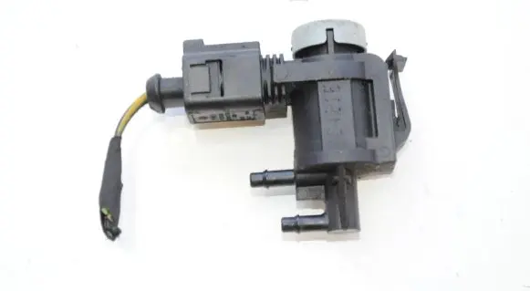 Volkswagen PASSAT B7 Turbo solenoid valve 1K0906283