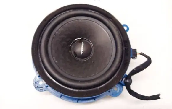 Hyundai Kona I Front door speaker 96330j9100