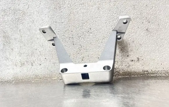 Volvo S80 Bracket in trunk/boot 42DW96885