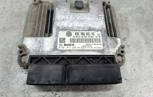 Skoda Octavia Mk2 (1Z) Engine control unit/module ECU