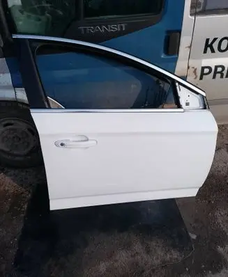 Ford Mondeo MK IV Front door 