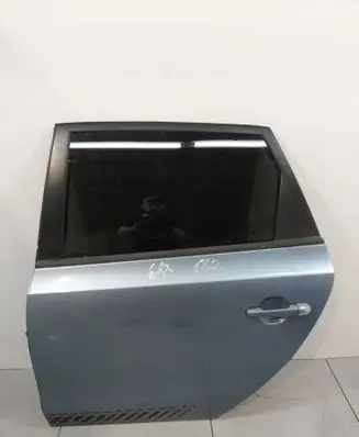 Hyundai i30 Front door