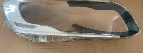 Volvo XC60 Headlight lense 