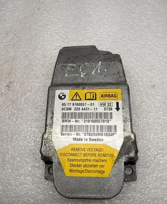 BMW 5 E60 E61 Airbag control unit/module 9160557 31916055701S